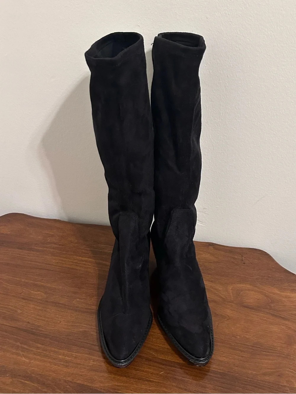 Donald J. Pliner Black Suede Fitted Heel Stretch Heel Riding Boots Size 8